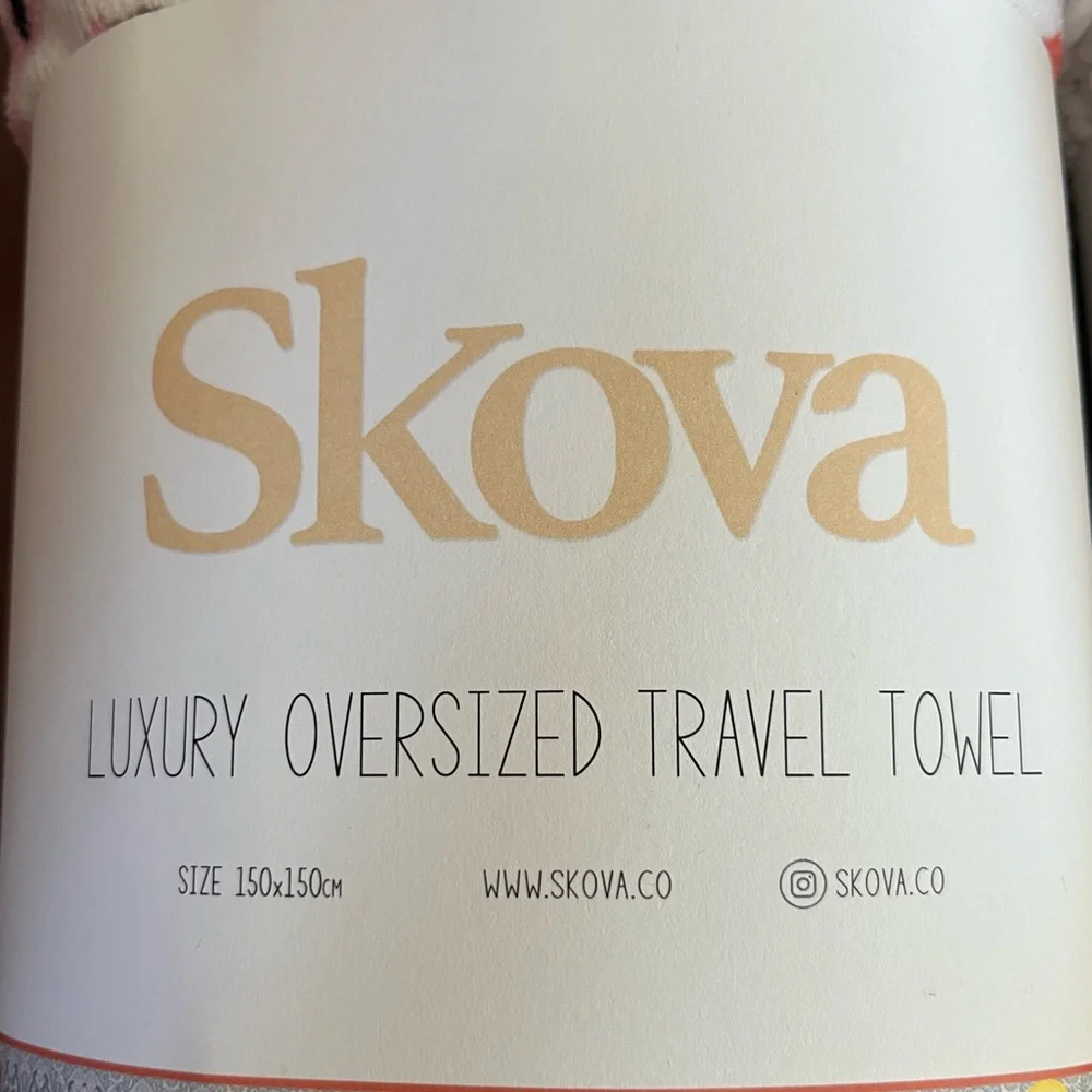 Skova's Turkish Oversized Travel Towel, beach pool travel yoga 59x59 inches